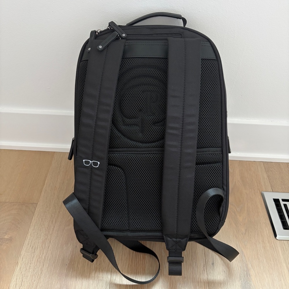 Robert Graham Cache L Series Backpack Black Laptop Travel Bag NWT MSRP $228 - Picture 3 of 9